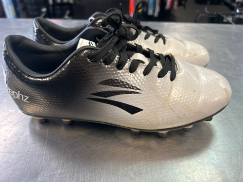 Vist Large View of Product Image Which is Used Zoomers Soccer Cleats White Senior 7 11868-S000064125