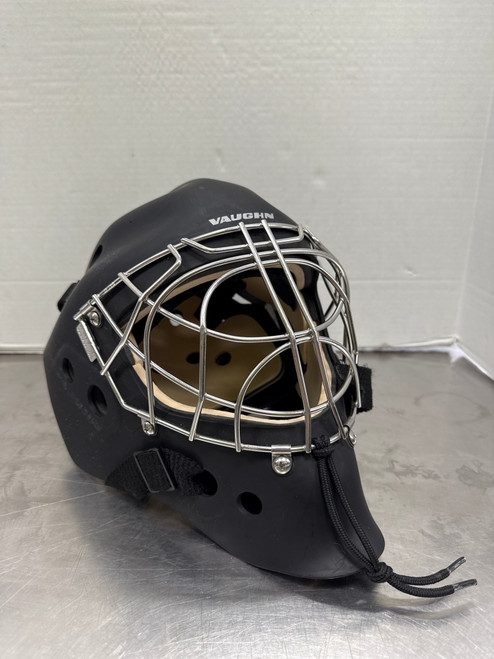 Used Vaughn 7700 Junior Goalie Helmet/Mask Black SM 10558-S000239064