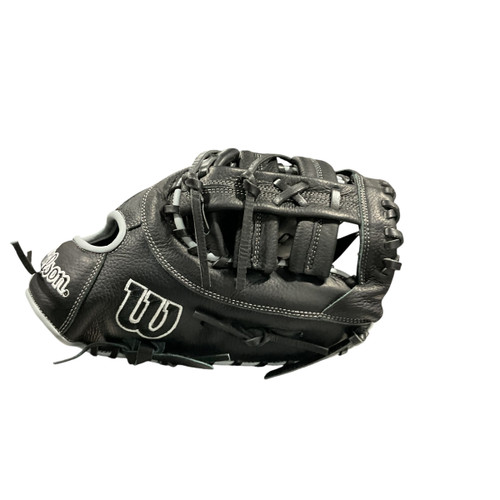 New A700 RHT 12IN 1ST BASE MITT BLACK/SILVER 11834-WILWBW10163712