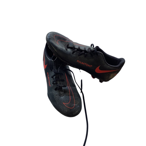 Vist Large View of Product Image Which is Used Nike PHANTOM GT CLUB Soccer Cleats Black Junior 04 11479-S000399330