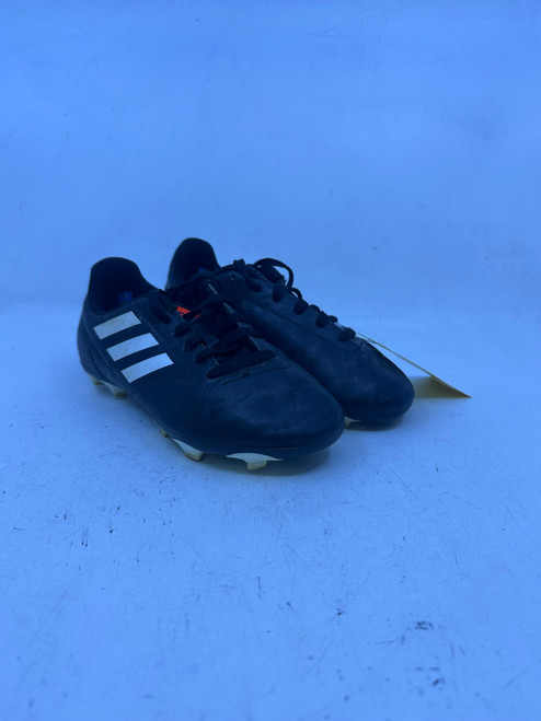 Vist Large View of Product Image Which is Used Adidas PREDATOR Soccer Cleats Black Youth 13.0 10589-S000416120