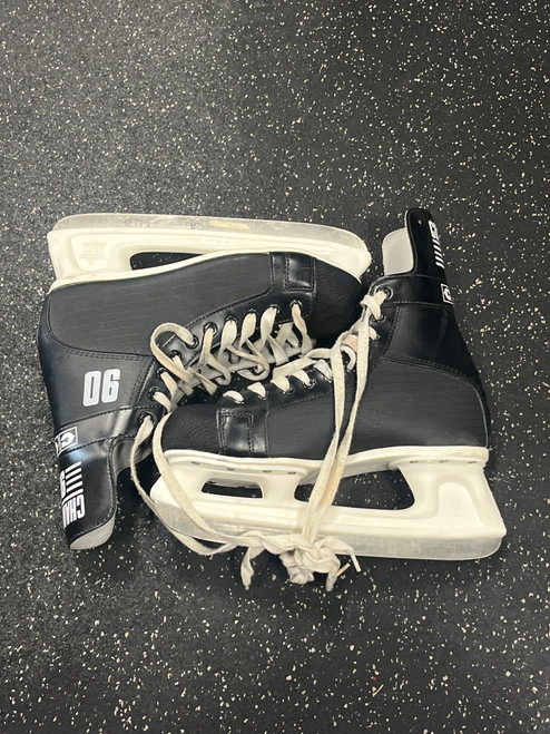 Vist Large View of Product Image Which is Used CCM CHAMPION 90 Senior Hockey Skate Senior 9 11726-S000284012