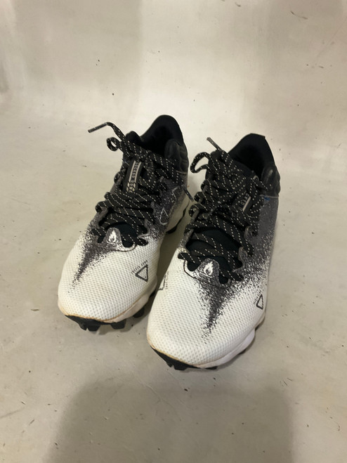 Vist Large View of Product Image Which is Used Under Armour Jr FB Cleats White Junior 02.5 11790-S000046955