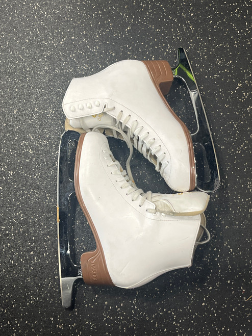 Vist Large View of Product Image Which is Used Jackson MYSTIQUE WomensFigure Skate White Senior 9 11726-S000284069
