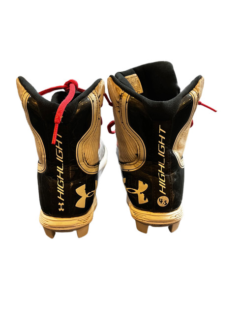 Vist Large View of Product Image Which is Used Under Armour Jr FB Cleats Black Junior 04.5