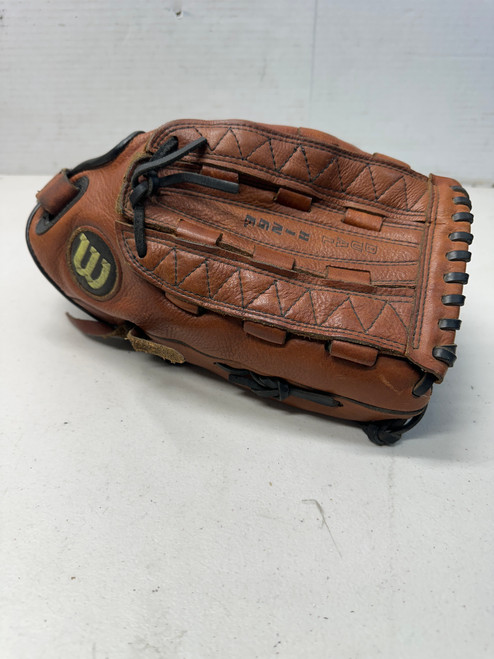 Used Wilson A2478 BB/SB Glove RH Throw Brown 13 1/2" 11835-S000196871
