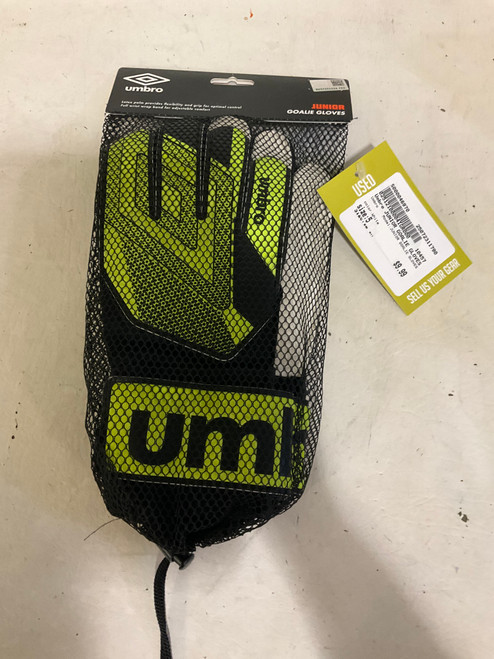 Used Umbro JUNIOR GOALIE GLOVES Soccer Goalie Gloves White 5 11790-S000046970