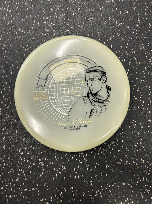 Vist Large View of Product Image Which is Used Streamline TOTAL ECLIPSE PARACHUTE EC Disc Golf Putter None