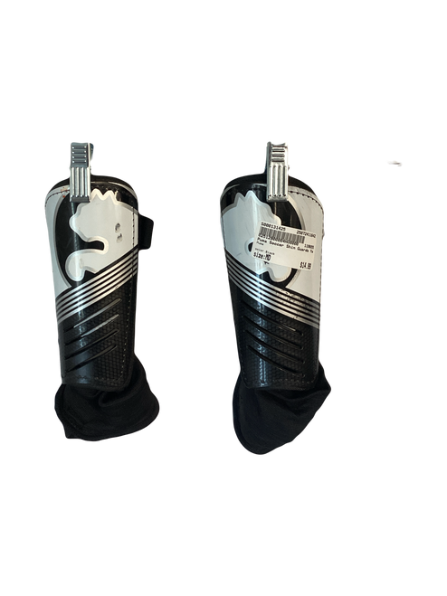 Vist Large View of Product Image Which is Used Puma Soccer Shin Guards Youth Black MD