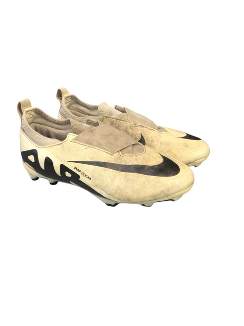 Vist Large View of Product Image Which is Used Nike Soccer Cleats White Junior 04 11768-S000225602