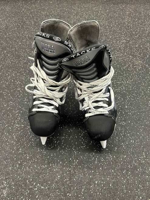 Vist Large View of Product Image Which is Used CCM ULTRA TACKS Senior Hockey Skate Senior 9.5 11162-S000432610