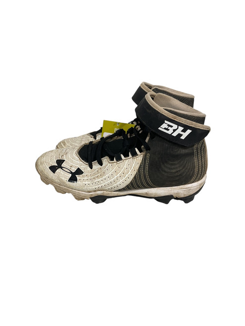 Vist Large View of Product Image Which is Used Under Armour BH CLEATS BB/SB Cleats Black And White Junior 05