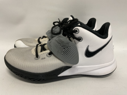 Vist Large View of Product Image Which is Used Jordan Basketball Shoes W Green Youth 08.5