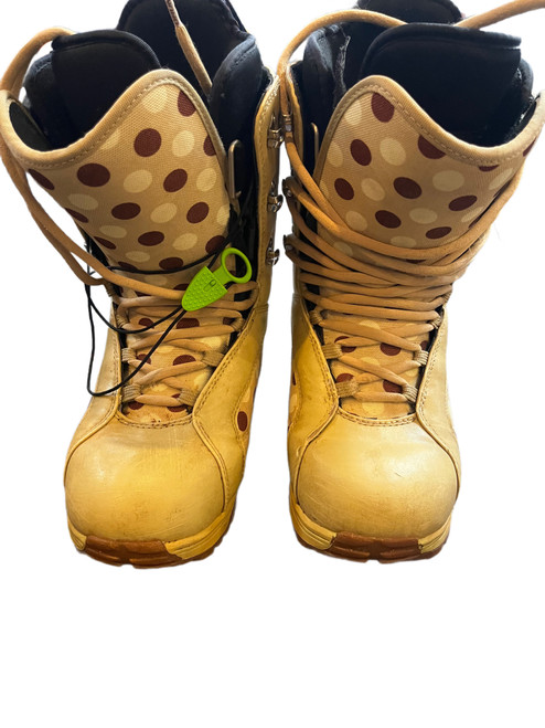 Vist Large View of Product Image Which is Used AURA Womens Snowboard Boots Beige Senior 7.5 11705-S000042948