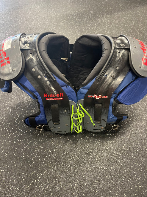 Vist Large View of Product Image Which is Used Riddell EVOLUTION ADULT FB Shoulder Pads Black MD 11726-S000284160