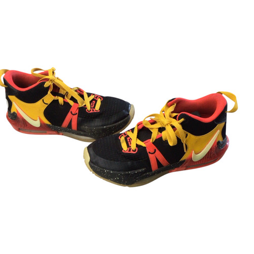 Vist Large View of Product Image Which is Used Nike Basketball Shoes Y Black And Gold Youth 07.0 11760-S000079409