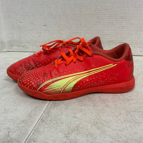Vist Large View of Product Image Which is Used Puma ULTRA Soccer Indoor Shoes Red Junior 02.5 11762-S000066697