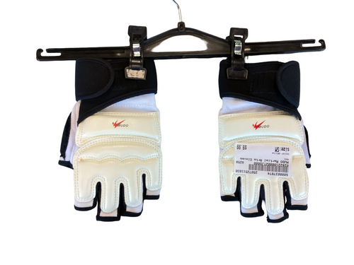 Vist Large View of Product Image Which is Used MAC Martial Arts Gloves White SM