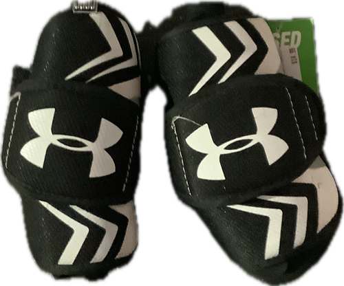 Vist Large View of Product Image Which is Used Under Armour STRATEGY Lacrosse Gloves Junior Black 9"
