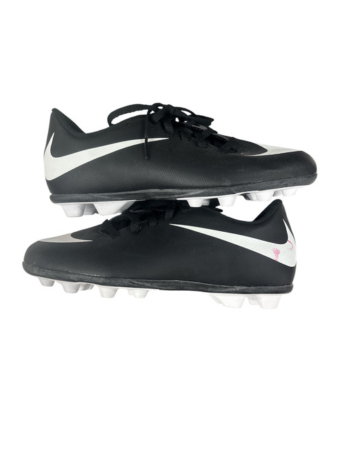 Vist Large View of Product Image Which is Used Nike Soccer Cleats Black Junior 02 11885-S000186372