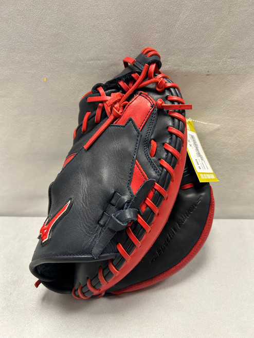 Vist Large View of Product Image Which is Used Mizuno GXC 50PSE5 BB/SB Catchers RH Throw Navy Blue 34"
