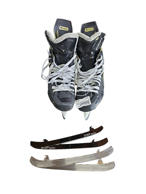 Vist Large View of Product Image Which is Used CCM TACKS AS-V PRO Senior Hockey Skate Senior 7 11708-S000181447