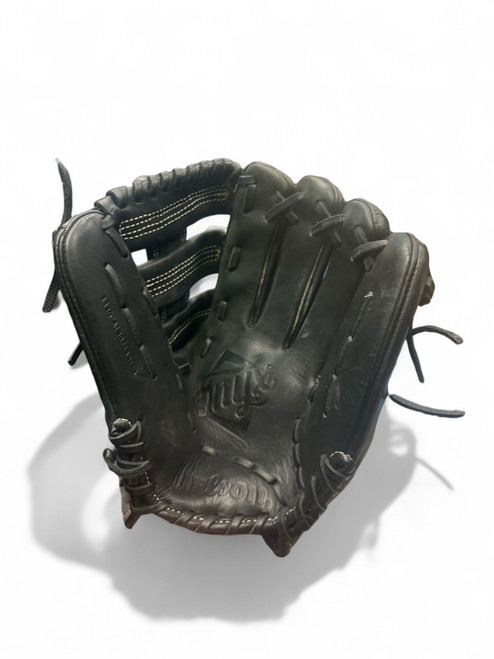 Vist Large View of Product Image Which is Used Wilson A12RF15 BB/SB Glove RH Throw Black 11 3/4" 11863-S000023096