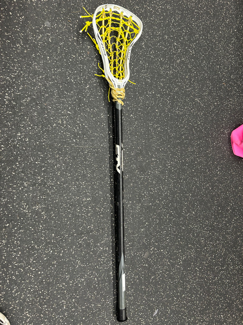 Vist Large View of Product Image Which is Used STX CRUX 600 Wmn Atk/Mid Complete Stick White
