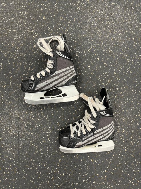 Vist Large View of Product Image Which is Used Bauer CHALLENGER Youth Hockey Skate Youth 09.0 11774-S000082215