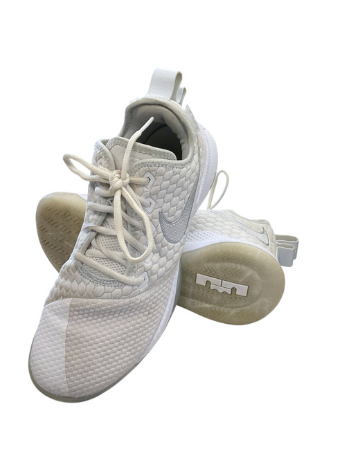 Vist Large View of Product Image Which is Used Nike Basketball Shoes M White Senior 9 11856-S000021597