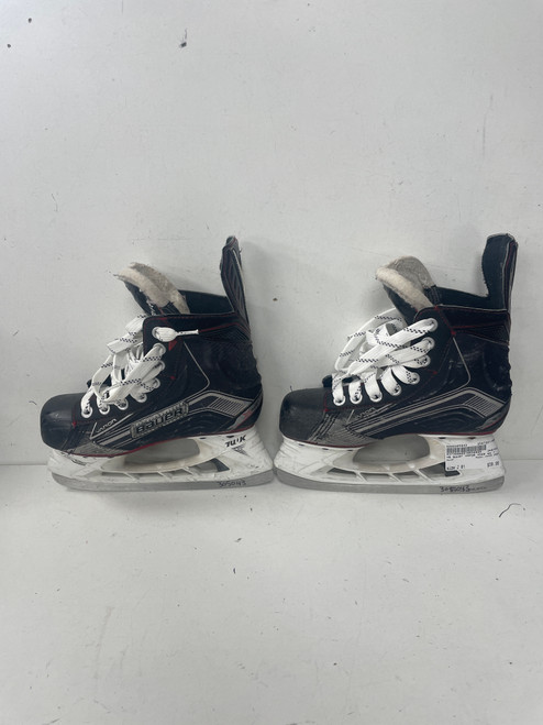 Vist Large View of Product Image Which is Used Bauer VAPOR X500 Junior Hockey Skate Junior 01 11891-S000305043