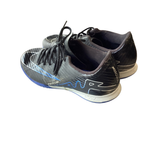 Vist Large View of Product Image Which is Used Nike Soccer Indoor Shoes Black Senior 6.5 11479-S000400003
