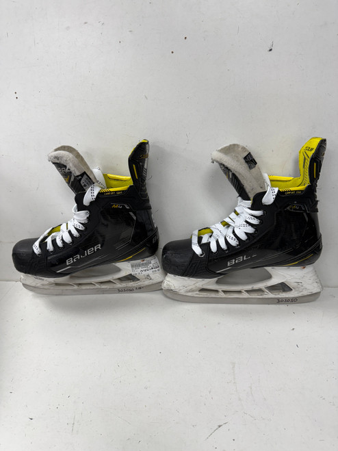 Vist Large View of Product Image Which is Used Bauer SUPREME M4 Intermediate Hockey Skate Intermediate 6.5 (new= $400) 11891-S000305050