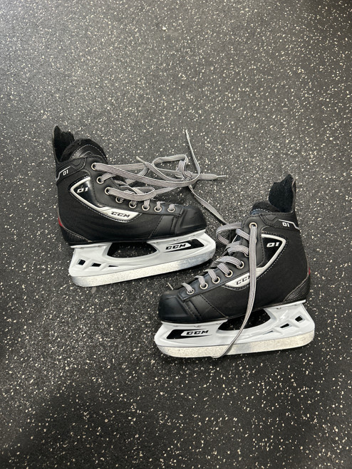 Vist Large View of Product Image Which is Used CCM 01 Junior Hockey Skate Junior 01