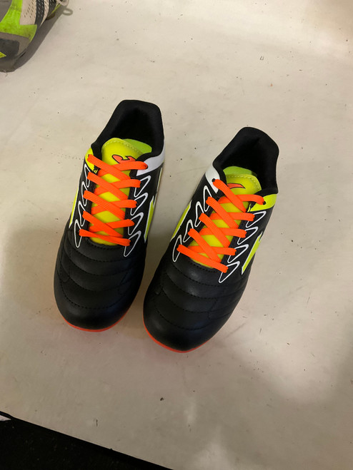 Vist Large View of Product Image Which is Used Joma Soccer Cleats Black Junior 02 11790-S000047210
