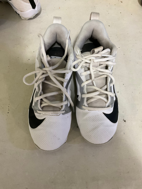 Vist Large View of Product Image Which is Used Nike Jr FB Cleats White Junior 04 11790-S000047222