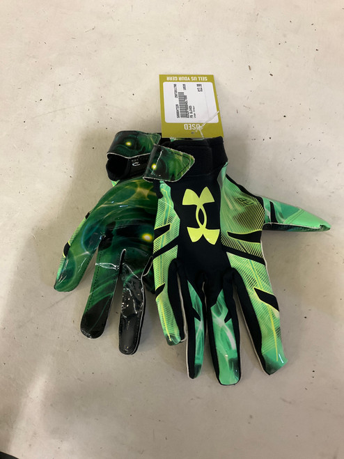 Vist Large View of Product Image Which is Used Under Armour Football Accessory 11790-S000047229