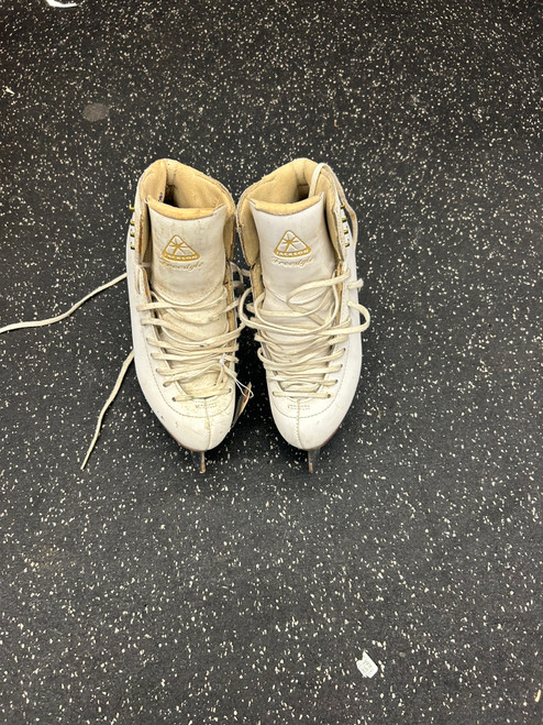 Vist Large View of Product Image Which is Used Jackson FREESTYLE WomensFigure Skate White Senior 6 11162-S000433001