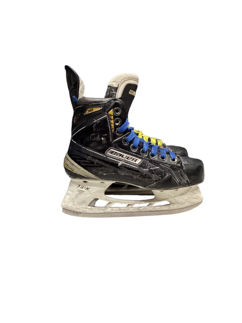 Vist Large View of Product Image Which is Used Bauer 190 Intermediate Hockey Skate Intermediate 4.5 11816-S000272855