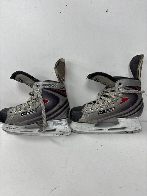 Vist Large View of Product Image Which is Used Bauer VAPOR XXXX Intermediate Hockey Skate Intermediate 6.5 11891-S000305106