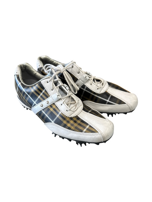 Vist Large View of Product Image Which is Golf shoes