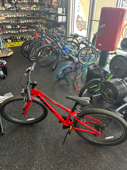 Vist Large View of Product Image Which is Used Trek PRECALIBER Mountain Bike Boys Red 24" 11849-S000030135