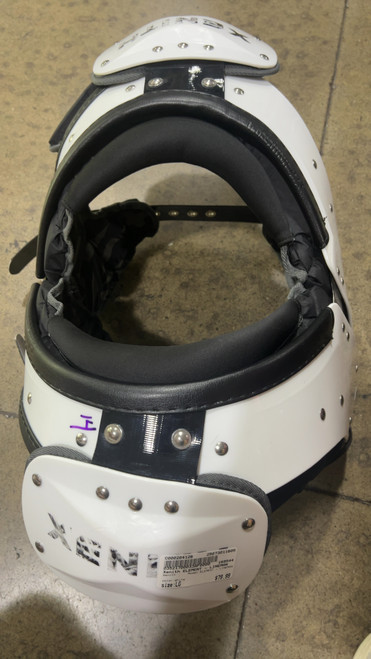 Vist Large View of Product Image Which is Used Xenith ELEMENT - LINEMAN FB Shoulder Pads White LG 11605-C000204126