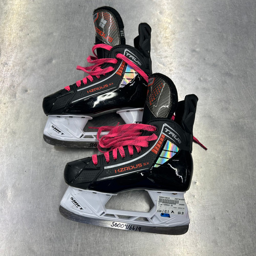 Vist Large View of Product Image Which is Used True HZRDUS 5X Junior Hockey Skate Junior 02.5 10589-S000416619