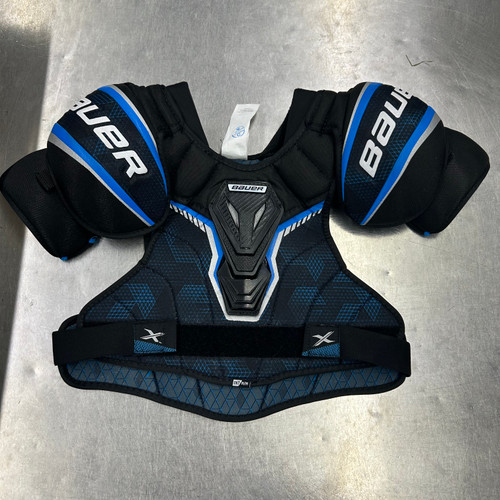 Vist Large View of Product Image Which is Used Bauer X Intermediate Shoulder Pads MD 10589-S000416624