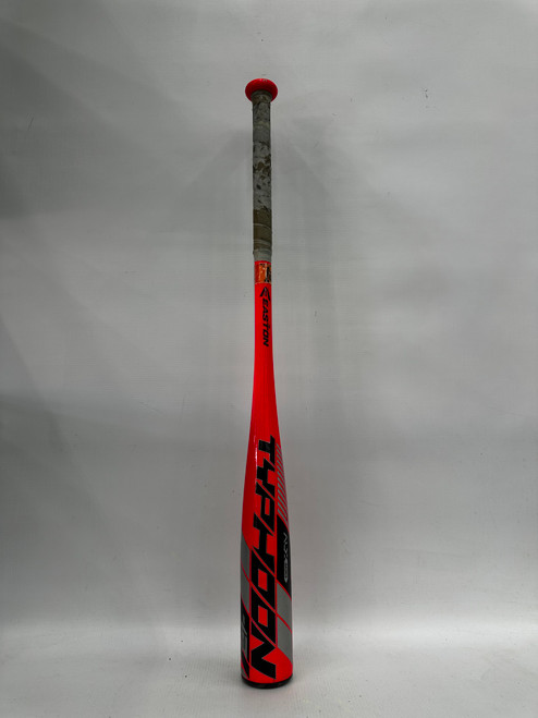 Vist Large View of Product Image Which is Used Wilson TYPHOON BB/SB Youth Bat 28"