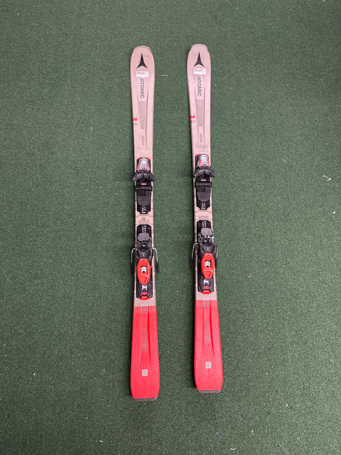 Vist Large View of Product Image Which is Used Atomic VANTAGE 75 Mens DH Ski/Binding Red 147 cm