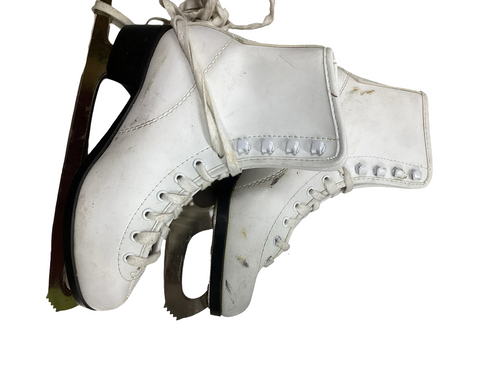 Vist Large View of Product Image Which is Used CCM FIGURE WomensFigure Skate White Senior 5 11613-S000164880