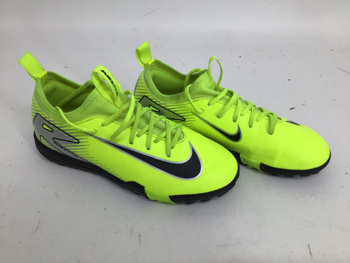 Vist Large View of Product Image Which is Used Nike MERCURIAL VAPOR 16 JR 4 INDOOR SHOE Soccer Indoor Shoes Yellow Junior 04