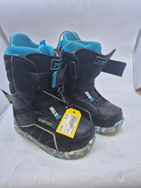 Vist Large View of Product Image Which is Used Burton ZIPLINE Boys Snowboard Boots Black Junior 06 10589-S000416735